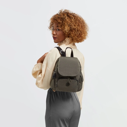 Mochila Kipling City Pack mini verde oscuro - Imagen 6